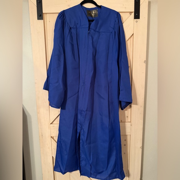 Royal Blue Graduation Gown and Hat Size 5’9” to 5’11” - Picture 2 of 5